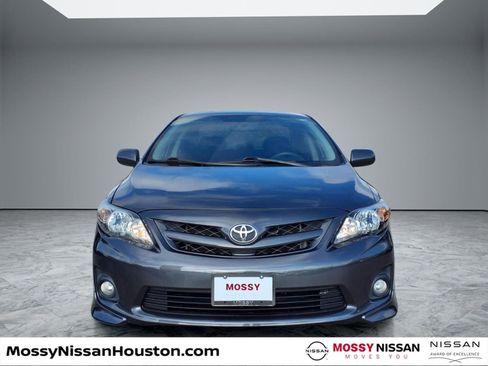 Used 2013 Toyota Corolla S w/ Premium Pkg image 3