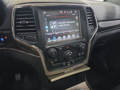 Used 2014 Jeep Grand Cherokee Overland AWD/4WD image 20