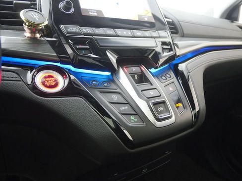 Used 2022 Honda Odyssey Elite image 27