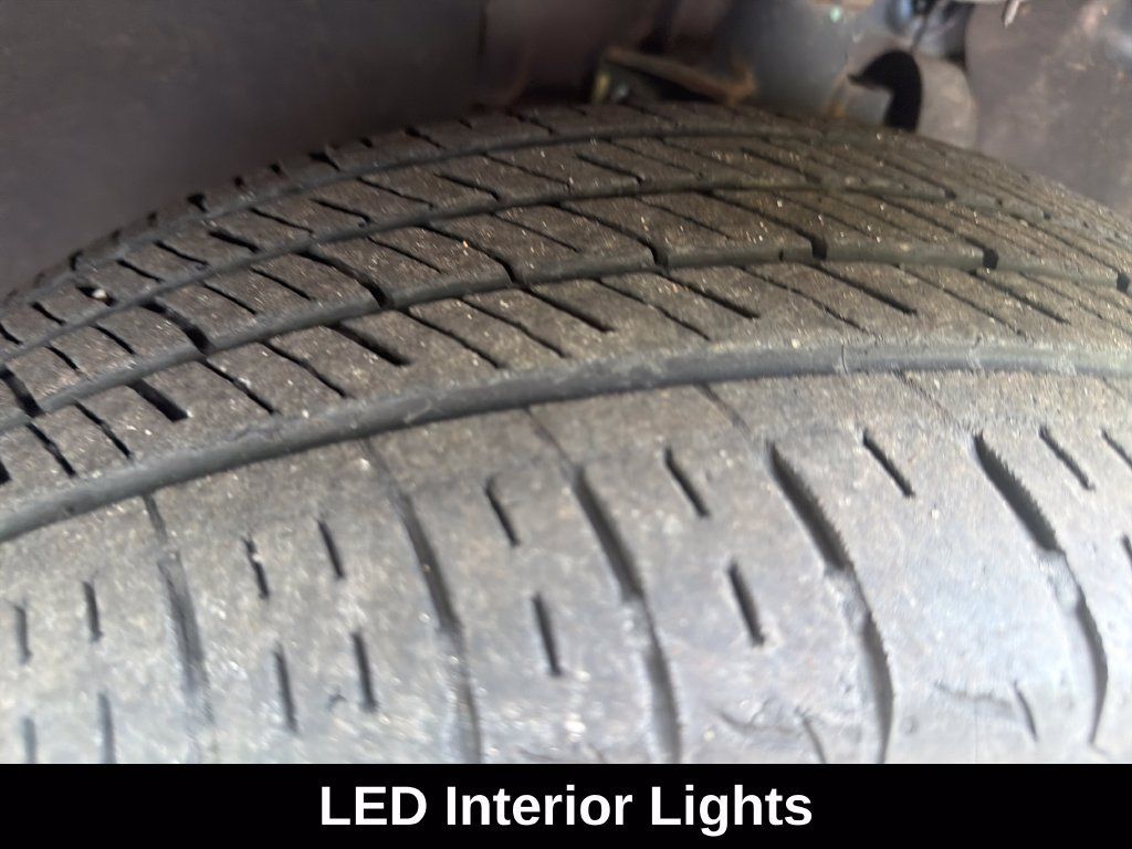 Used 2023 Hyundai Santa Fe SEL w/ Premium Package AWD/4WD image 33