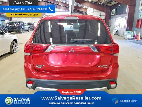 Used 2016 Mitsubishi Outlander AWD image 8