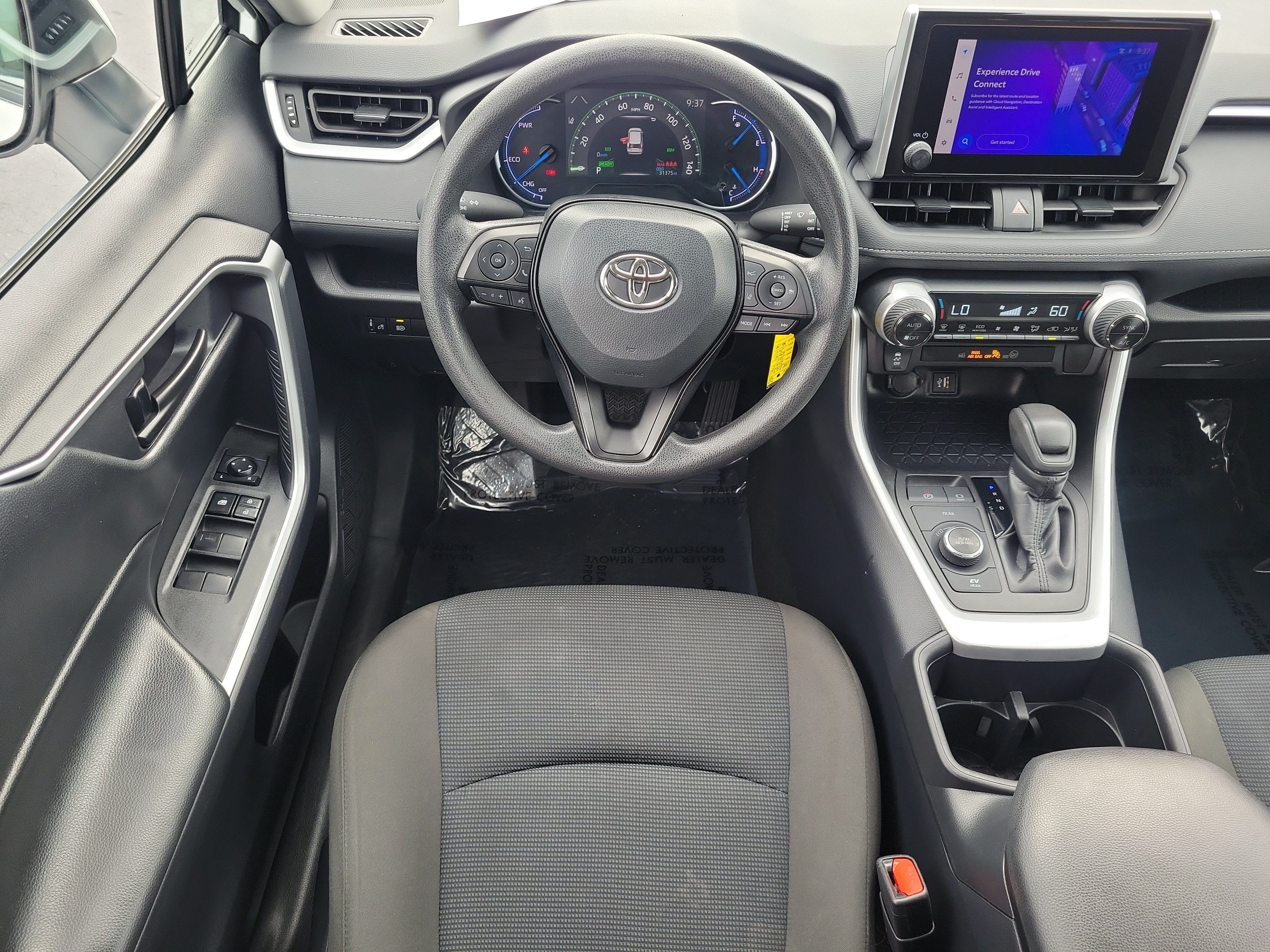 Used 2025 Toyota RAV4 LE AWD/4WD image 14