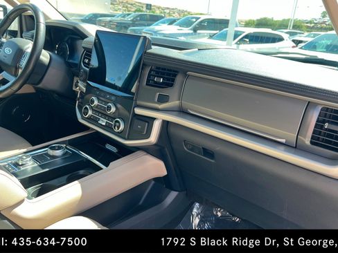Used 2024 Ford Expedition Max XLT AWD/4WD image 24
