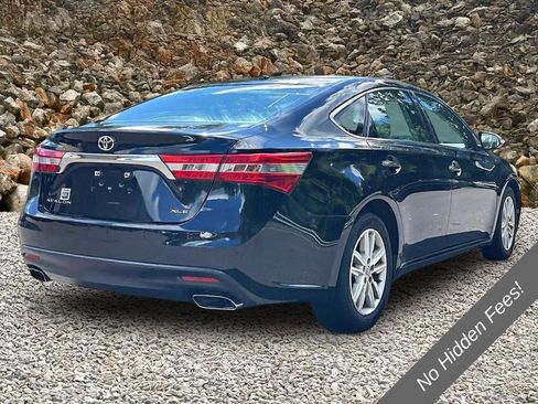Used 2015 Toyota Avalon XLE Premium FWD image 2