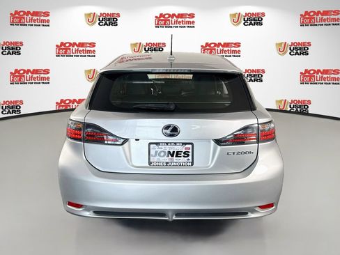 Used 2013 Lexus CT 200h w/ Leather Pkg FWD image 14