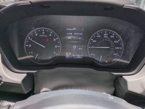Used 2024 Subaru Crosstrek 2.0i Premium AWD/4WD image 32