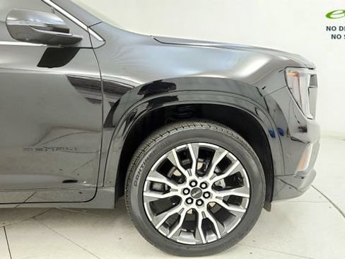 Used 2026 GMC Acadia Denali Ultimate FWD image 21