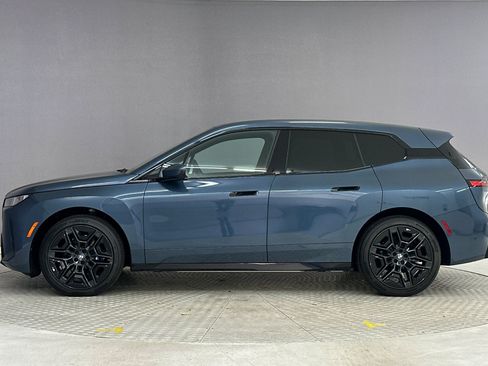 Used 2026 BMW iX xDrive60 w/ M Sport Package AWD/4WD image 2