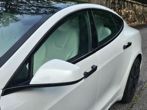 Used 2023 Tesla Model S AWD/4WD image 21