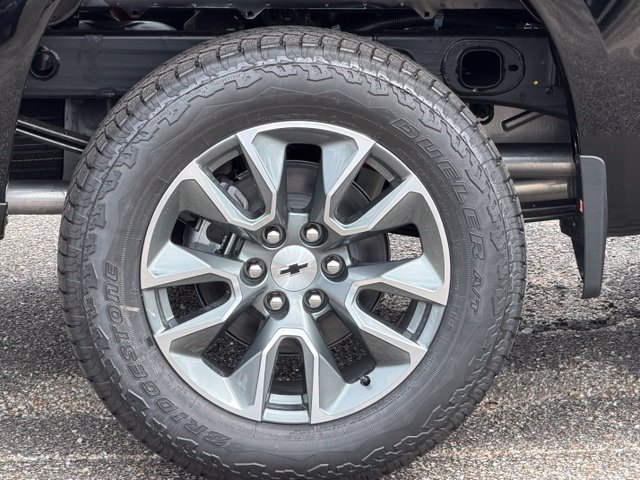 New 2026 Chevrolet Silverado 1500 RST w/ Z71 Off-Road Package AWD/4WD image 9