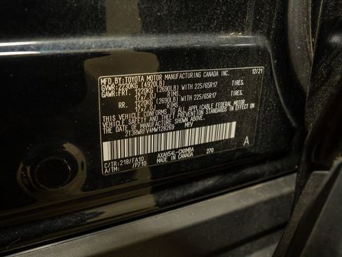 Used 2021 Toyota RAV4 XLE w/ Convenience Package image 21