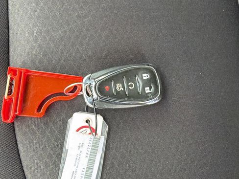 Used 2022 Chevrolet Malibu LT image 20