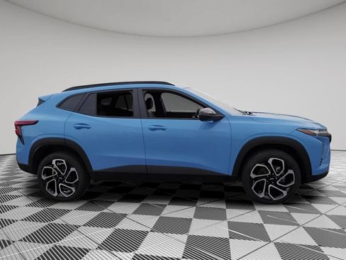 Certified 2024 Chevrolet Trax RS FWD image 8