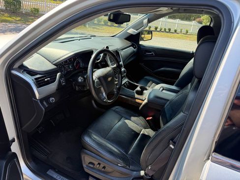 Used 2015 Chevrolet Tahoe LT RWD image 9