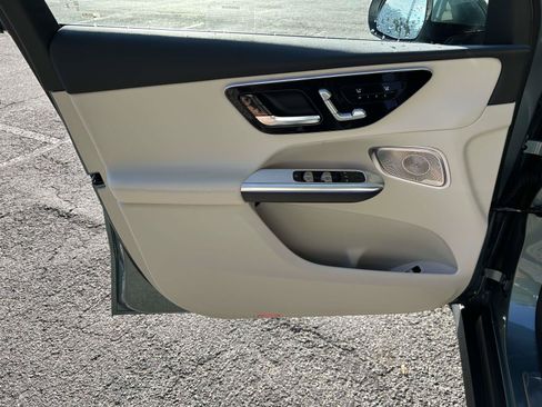 New 2027 Mercedes-Benz GLC 300 image 17