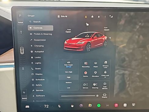 Used 2024 Tesla Model S image 8