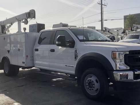 Used 2022 Ford F550 4x4 Crew Cab Super Duty w/ Power Equipment Group image 2