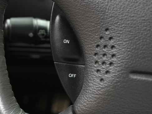 Used 2004 Ford Mustang Cobra RWD image 10