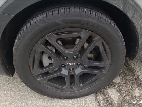 Used 2024 Kia Telluride EX X-Line image 7