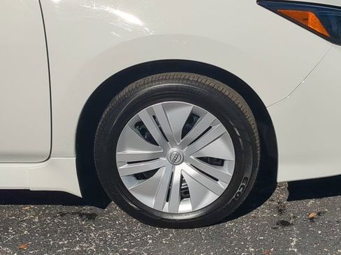 Certified 2025 Nissan Leaf S image 11