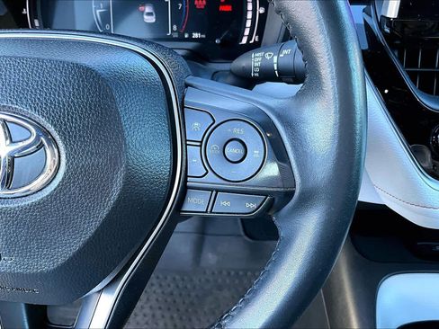 Certified 2025 Toyota Corolla FX w/ Convenience Package image 21