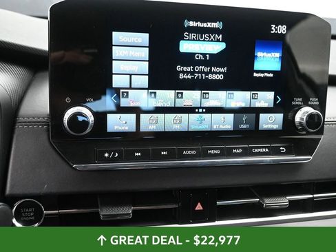 Used 2024 Mitsubishi Outlander SE image 34