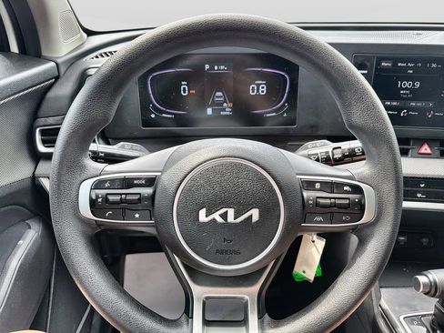 Used 2023 Kia Sportage LX AWD/4WD image 19