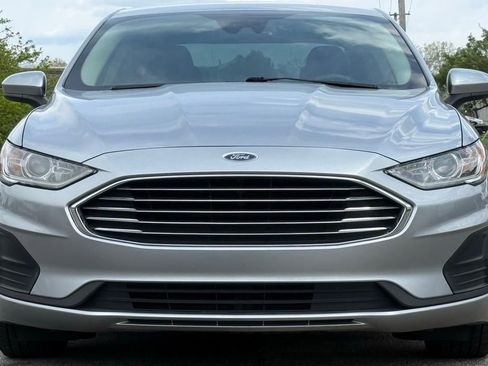 Used 2020 Ford Fusion SE FWD image 8