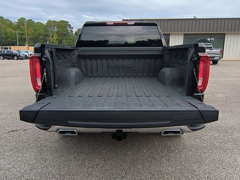 Certified 2023 GMC Sierra 1500 SLT w/ SLT Premium Package image 25