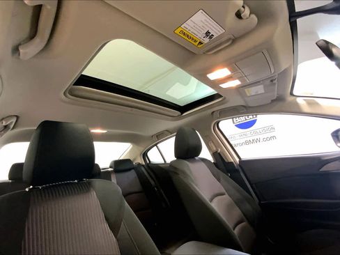 Used 2016 MAZDA MAZDA3 i Touring image 13