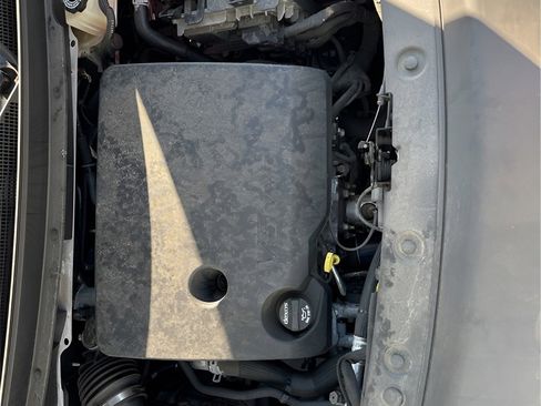 Used 2022 Buick Enclave Essence w/ Experience Buick Package image 22