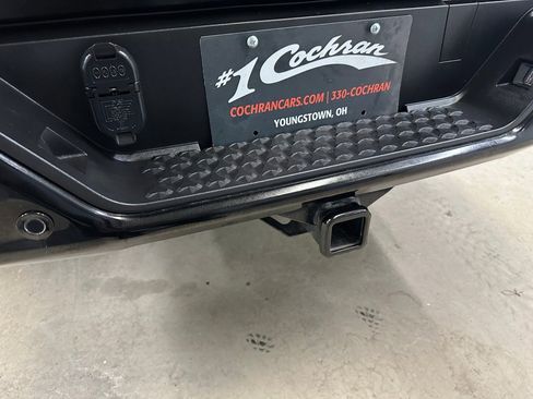 Certified 2024 Chevrolet Colorado ZR2 w/ ZR2 Convenience Package III image 26