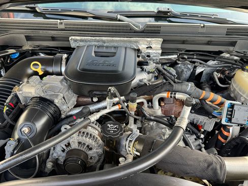 Used 2016 GMC Sierra 2500 Denali w/ Duramax Plus Package image 9