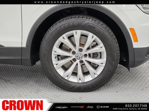 Used 2019 Volkswagen Tiguan S FWD image 9
