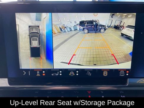 Used 2024 Chevrolet Silverado 1500 High Country w/ High Country Premium Package image 4