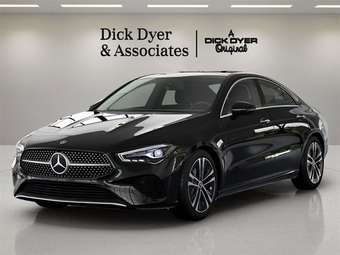 Used 2025 Mercedes-Benz CLA 250 image 29