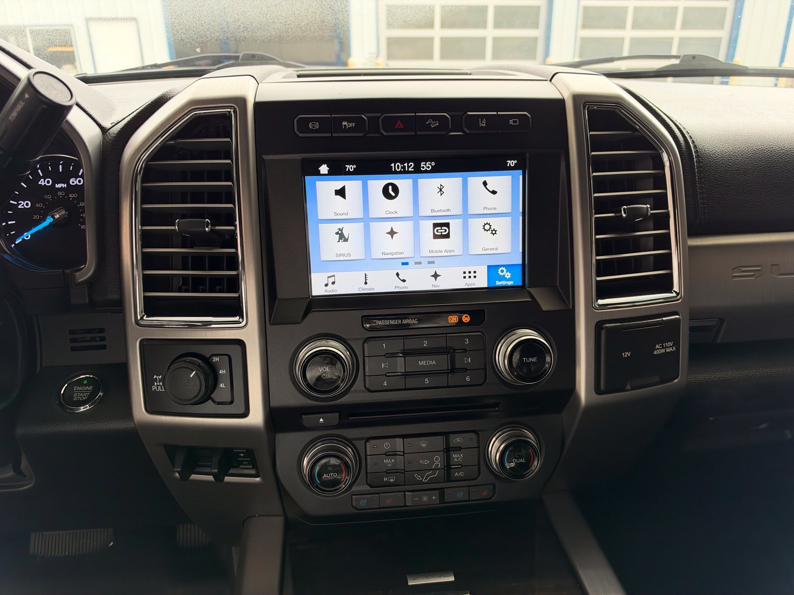 Used 2017 Ford F350 Platinum w/ Platinum Ultimate Package AWD/4WD image 16