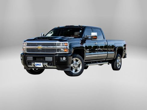 Used 2016 Chevrolet Silverado 2500 High Country w/ High Country Premium Package AWD/4WD image 42