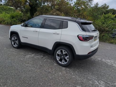 Used 2021 Jeep Compass Limited AWD/4WD image 4