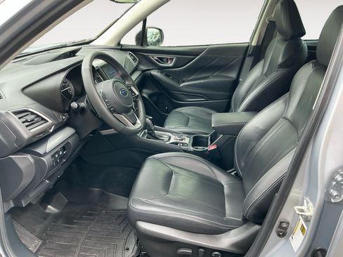 Used 2021 Subaru Forester Limited w/ Popular Package #3 AWD/4WD image 9
