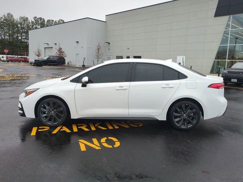 Used 2025 Toyota Corolla SE image 7