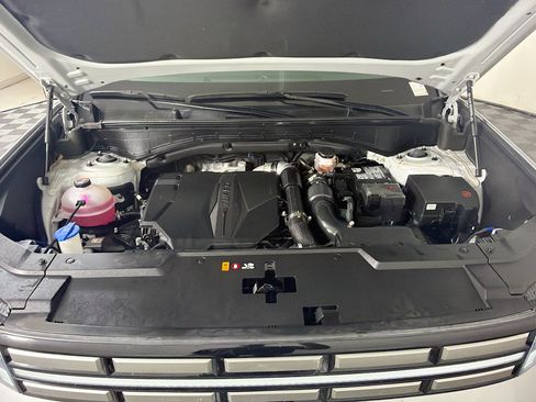 Used 2025 Hyundai Santa Fe SEL FWD image 31