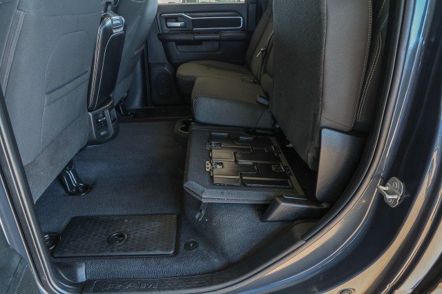 Used 2025 RAM 2500 Big Horn AWD/4WD image 30
