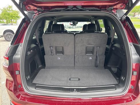 New 2026 Jeep Grand Cherokee L Limited AWD/4WD image 3