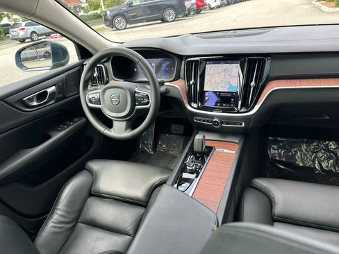 Used 2023 Volvo S60 B5 Ultimate w/ Climate Package FWD image 37