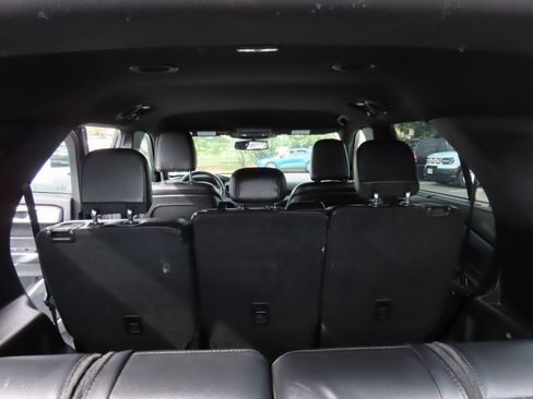 Used 2020 Ford Explorer Limited image 37