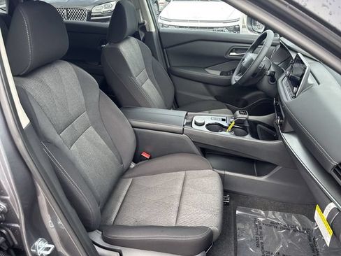 New 2026 Nissan Rogue SV w/ Cold Weather Package AWD/4WD image 23