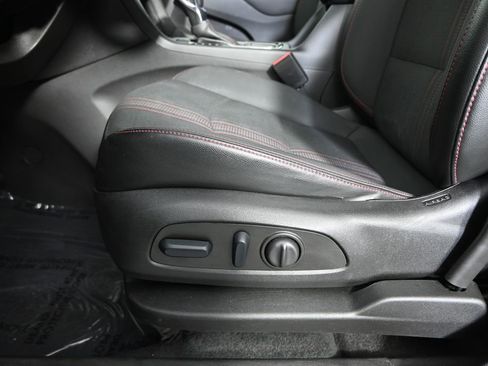 Used 2023 Chevrolet Equinox RS image 21