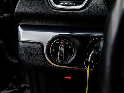 Used 2022 Porsche 718 Cayman image 33