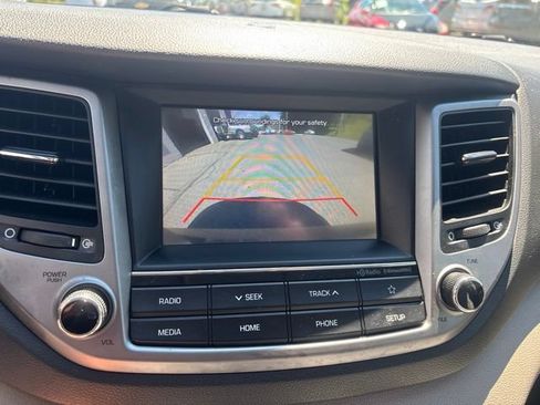 Used 2018 Hyundai Tucson SEL AWD/4WD image 18